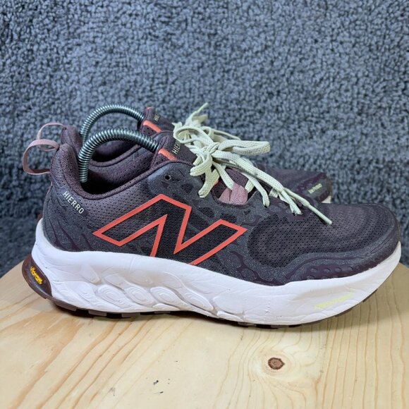 New Balance Fresh Foam X Hierro v8 Trail Running Shoe Women Size 9.5 Wide Vibram - Picture 3 of 8